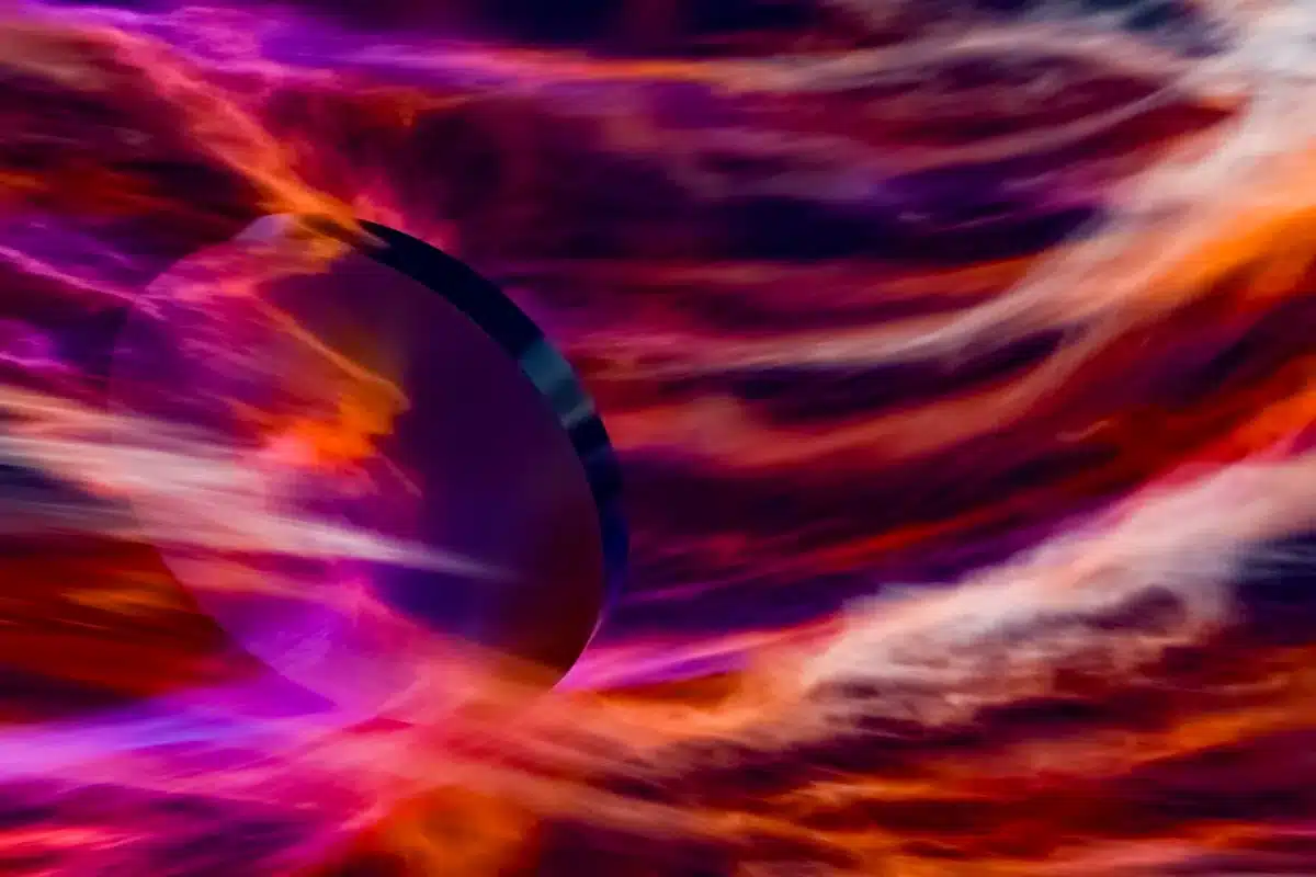Ilustración abstracta de un disco oscuro envuelto en franjas de gas rosado, violeta y anaranjado